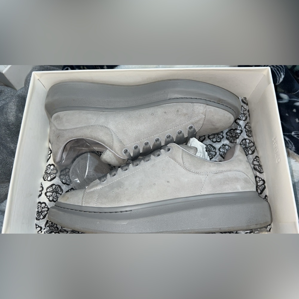 Size men 11